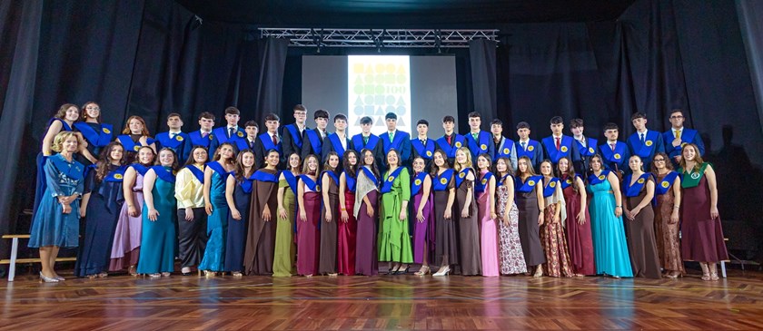 Inolvidable despedida de 2º bachillerato: una generación centenaria